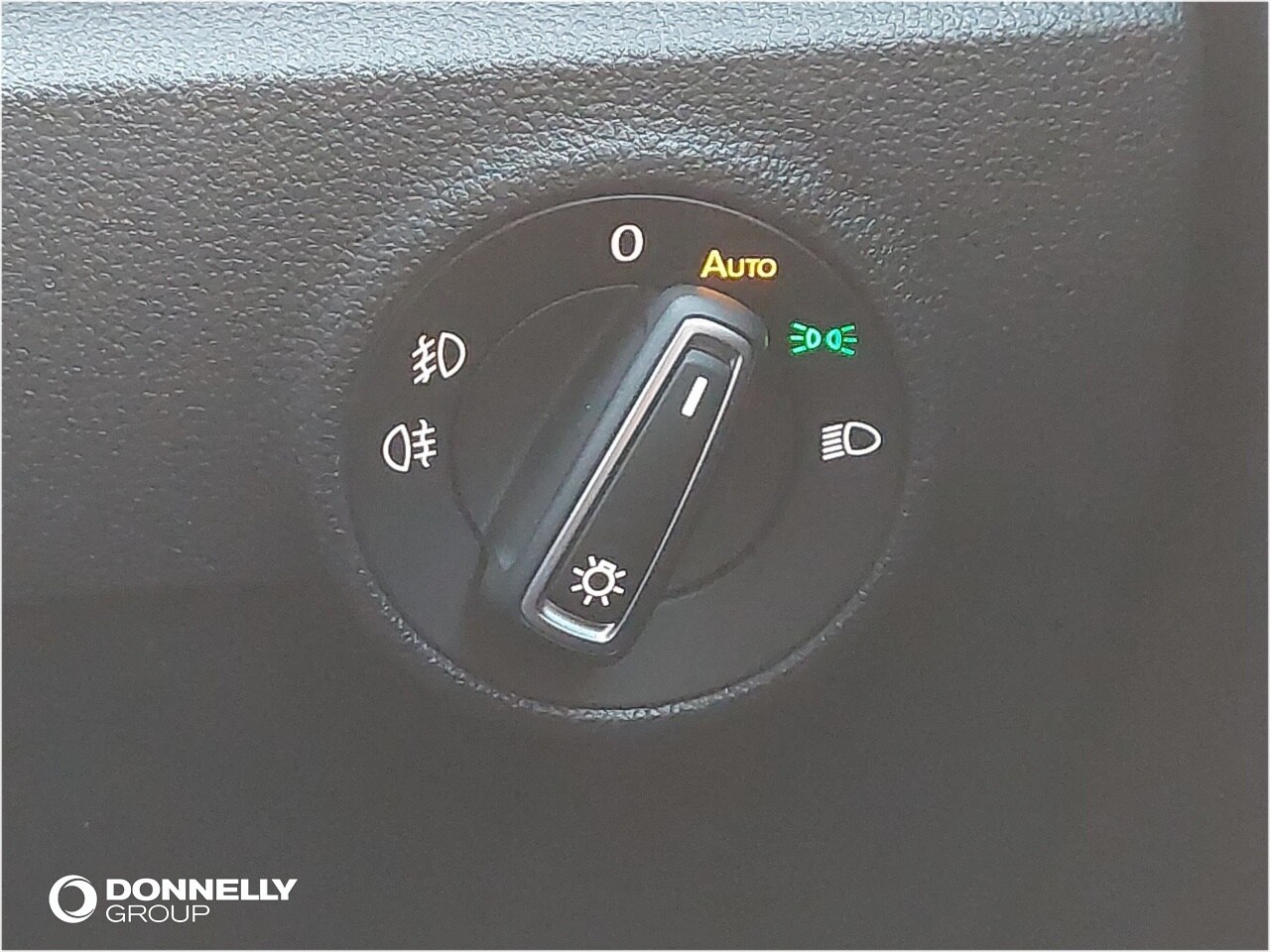 Used Volkswagen T-Roc 2021 for sale - 76673928: Photo 17