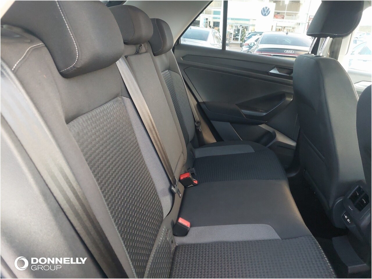 Used Volkswagen T-Roc 2021 for sale - 76673928: Photo 9