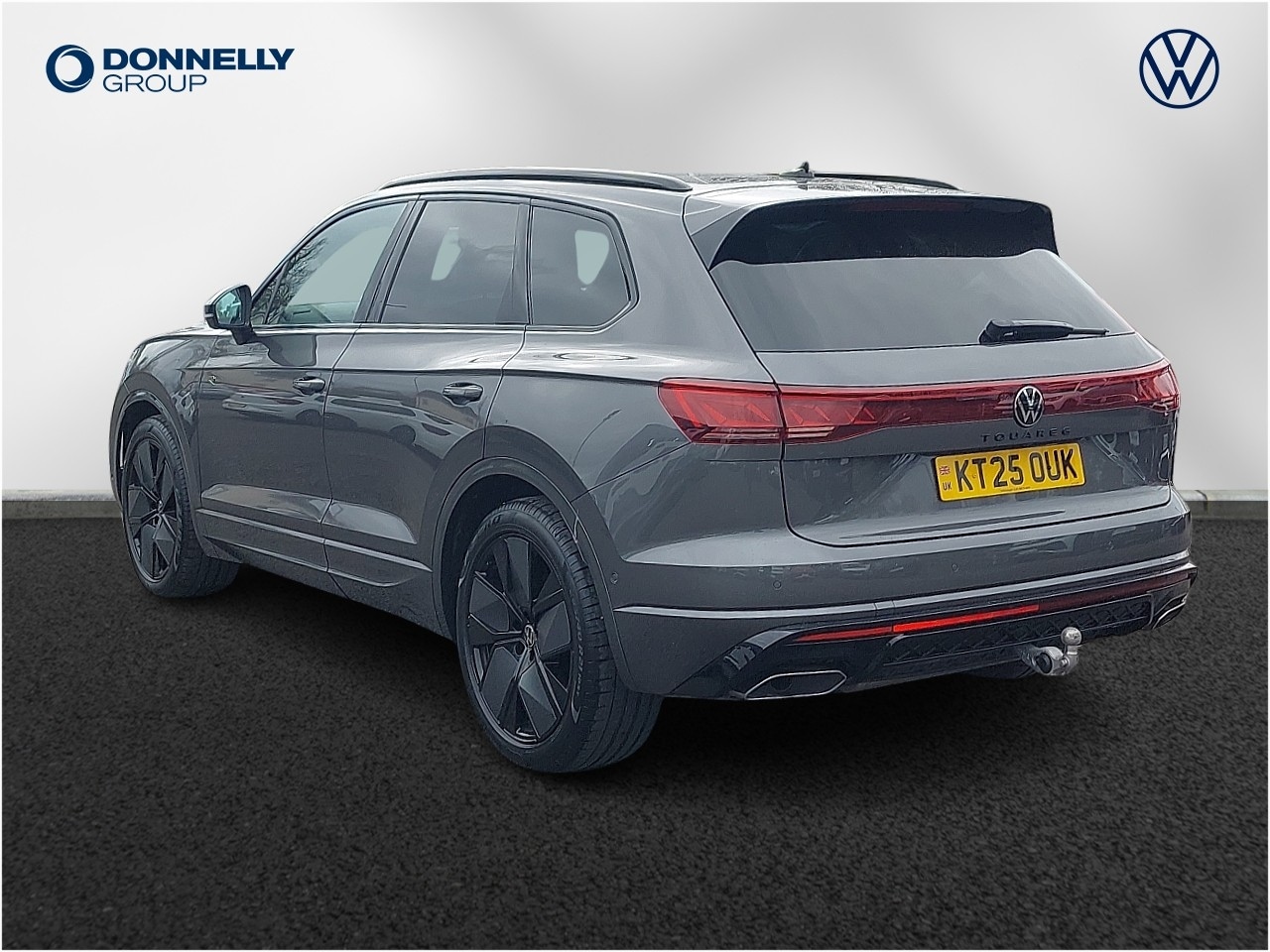 Used Volkswagen Touareg 2025 for sale - 78139693: Photo 3