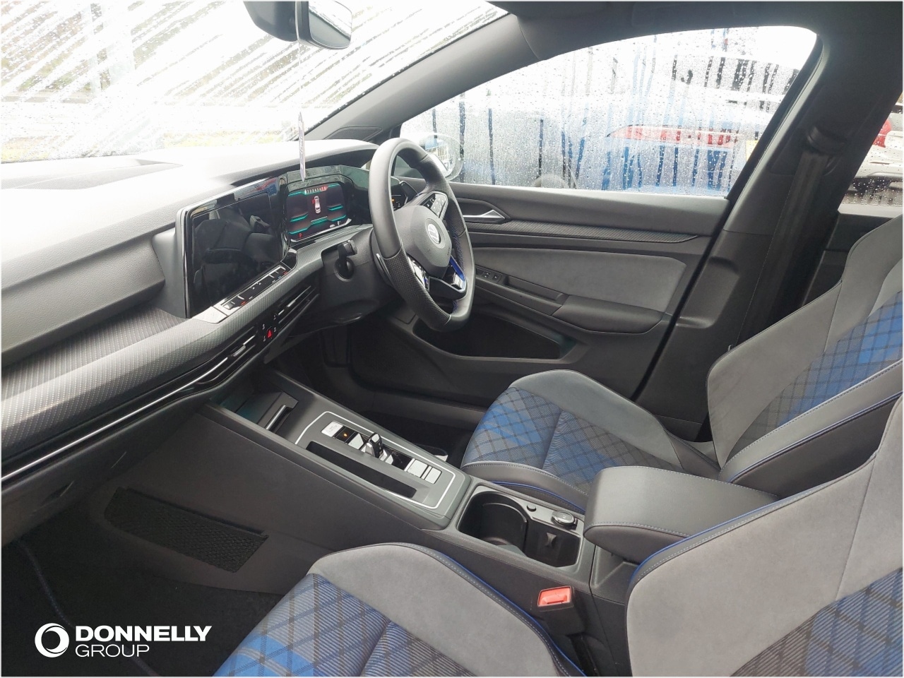 Used Volkswagen Golf 2021 for sale - 76674539: Photo 2