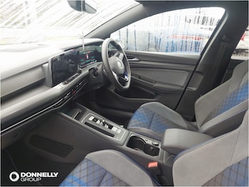 Used Volkswagen Golf 2021 for sale - 76674539: Photo