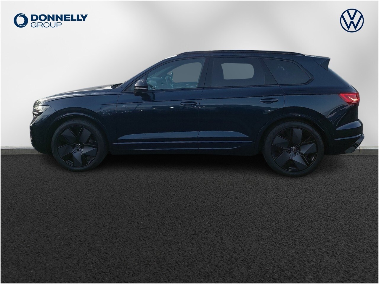 Used Volkswagen Touareg 2025 for sale - 76678947: Photo 14