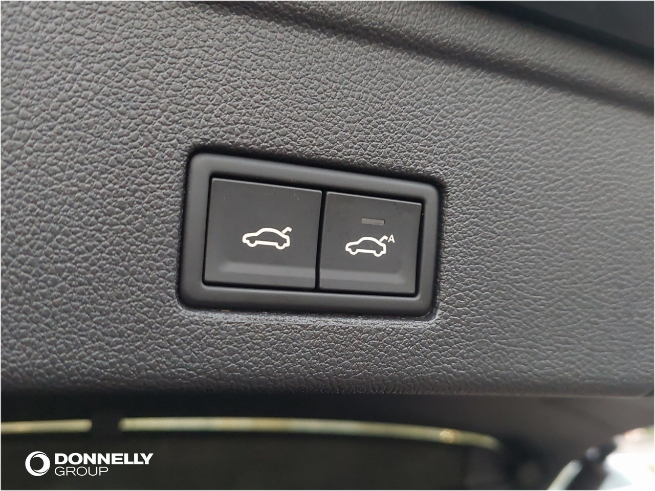 Used Volkswagen Touareg 2025 for sale - 76678947: Photo 21