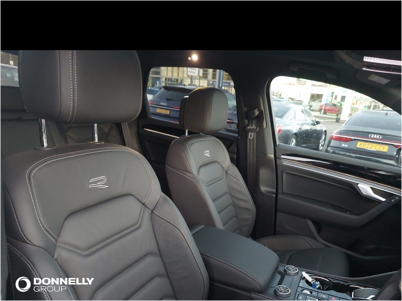 Used Volkswagen Touareg 2025 for sale - 76678947: Photo 8