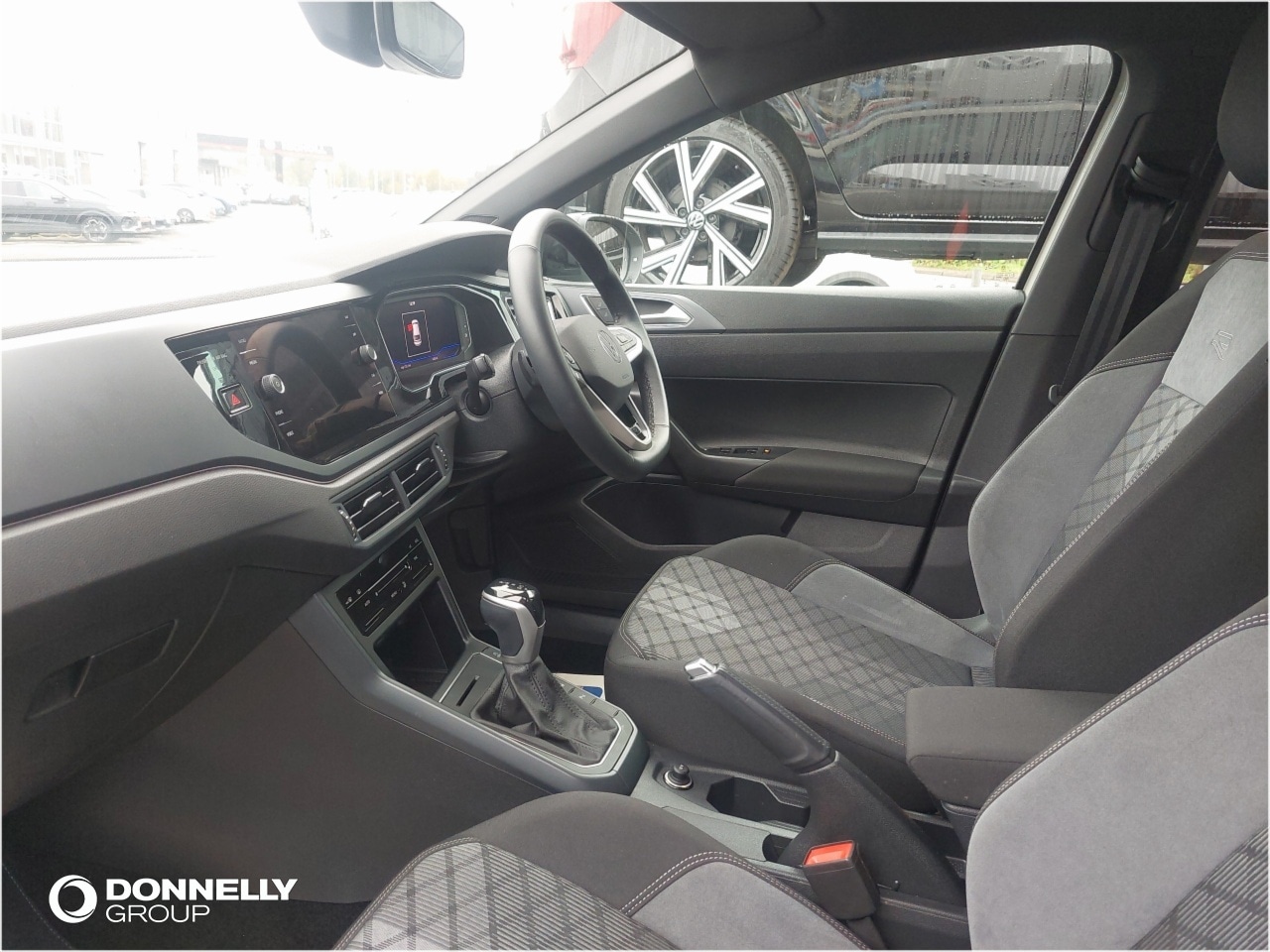 Used Volkswagen Taigo 2024 for sale - 76676913: Photo 2