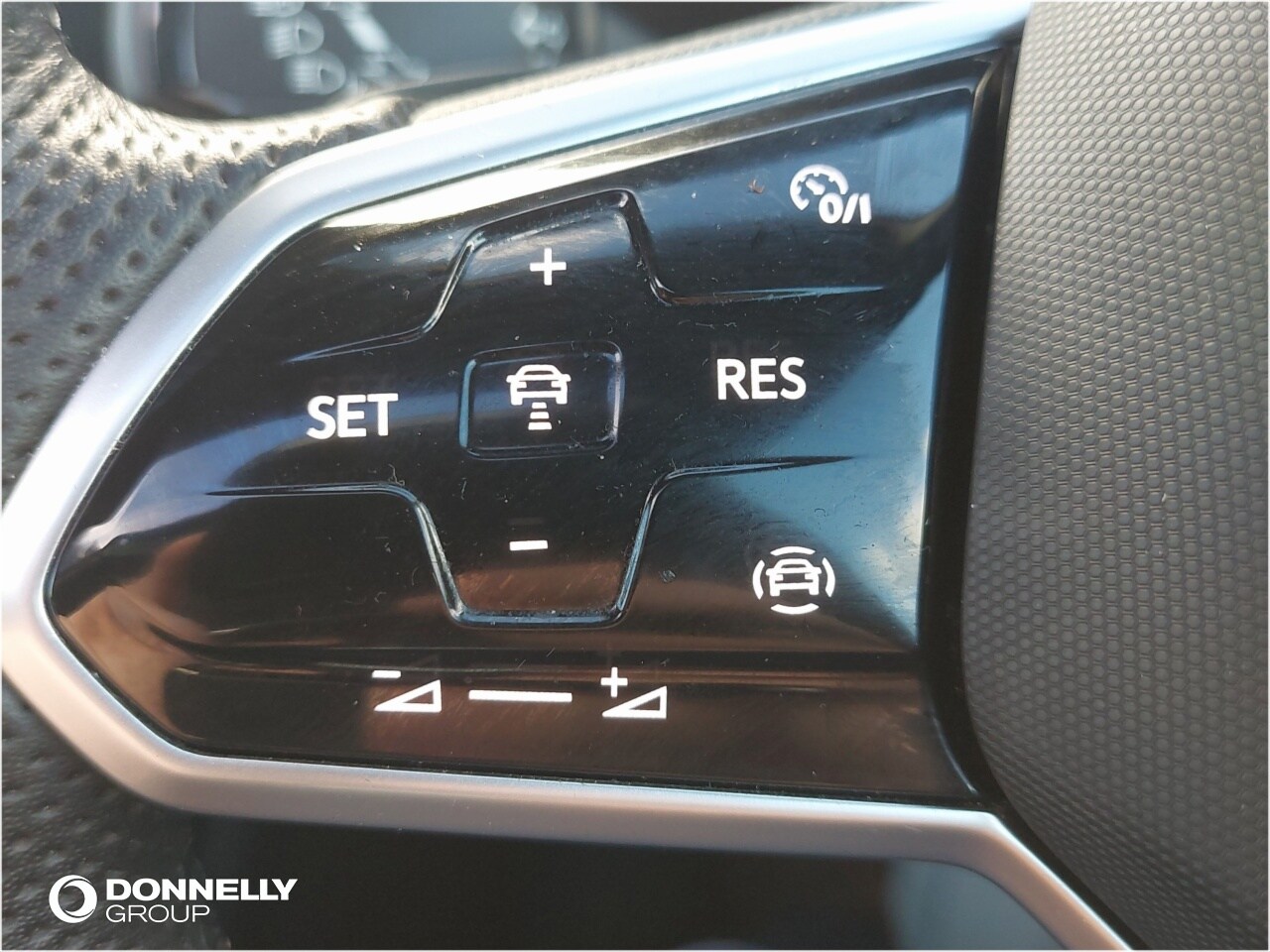 Used Volkswagen Touareg 2023 for sale - 76676454: Photo 17