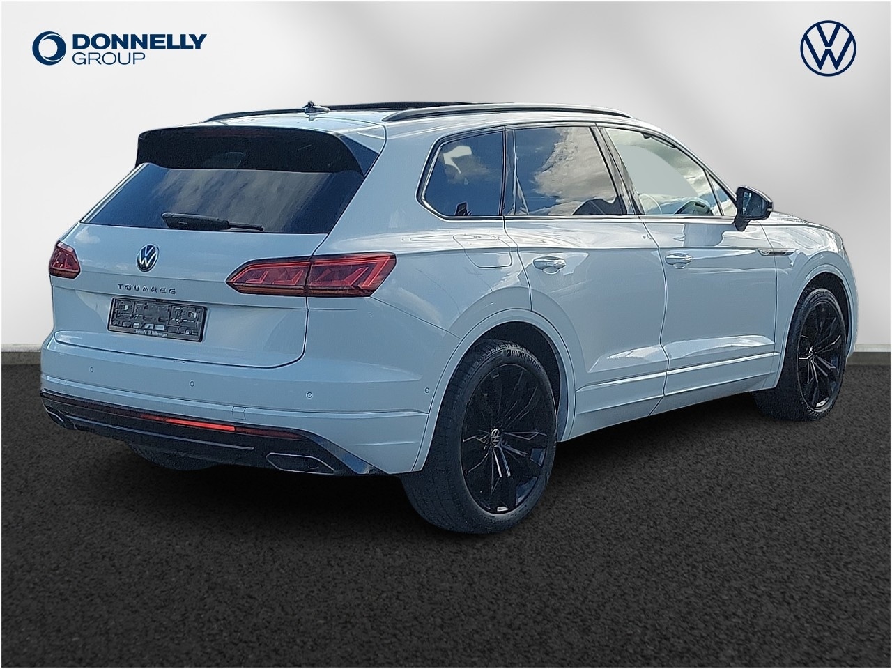 Used Volkswagen Touareg 2023 for sale - 76676454: Photo 3