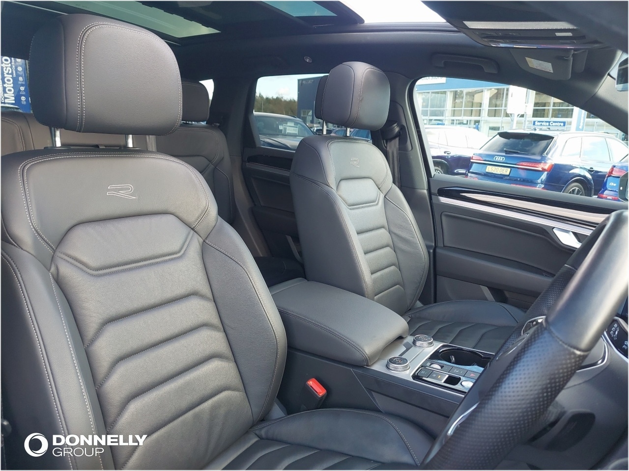 Used Volkswagen Touareg 2023 for sale - 76676454: Photo 8