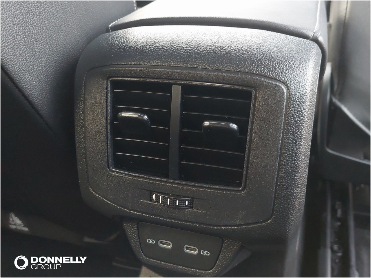 Used Volkswagen T-Roc 2022 for sale - 77945900: Photo 10