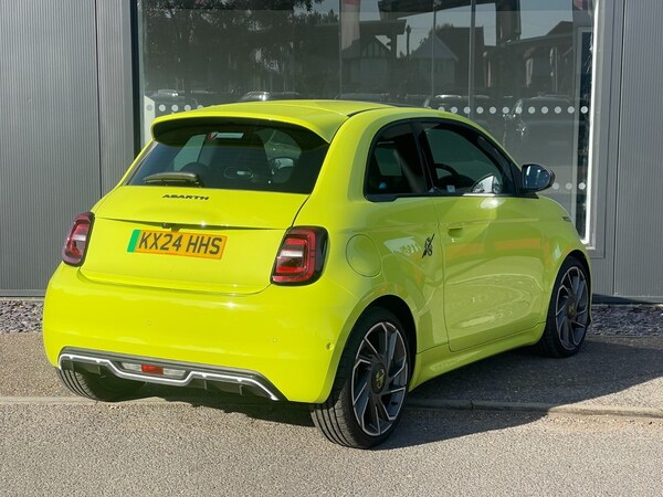 Used Abarth 500 2024 for sale - 75354603: Photo 3
