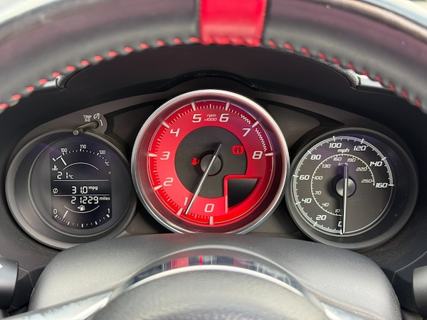 Used Abarth 124 Spider 2018 for sale - 75354647: Photo 13