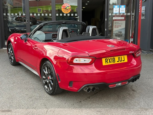 Used Abarth 124 Spider 2018 for sale - 75354647: Photo 30