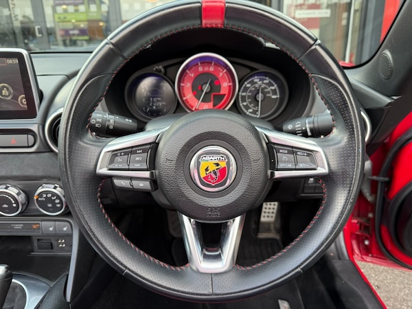 Used Abarth 124 Spider 2018 for sale - 75354647: Photo 39