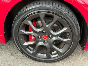 Used Abarth 124 Spider 2018 for sale - 75354647: Photo