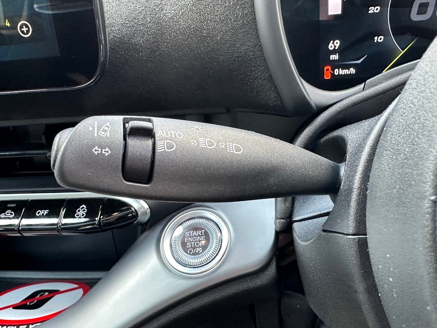 Used Abarth 500 2024 for sale - 76487494: Photo 23