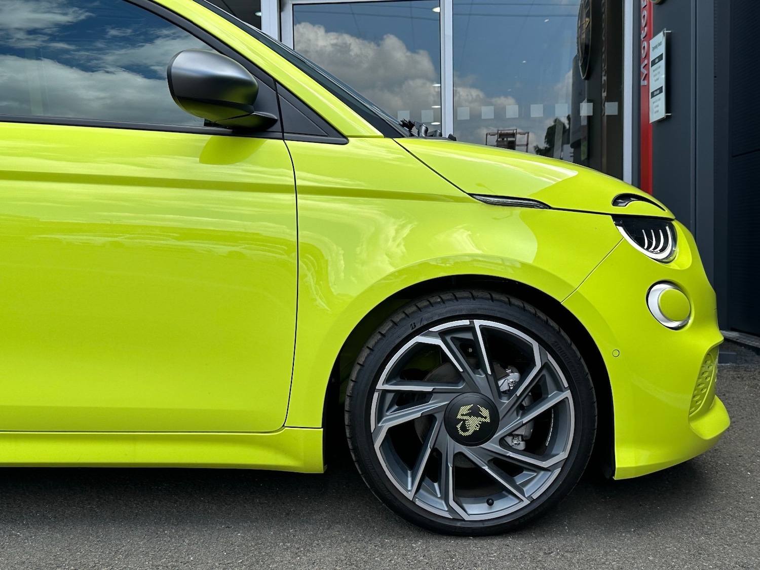 Used Abarth 500 2024 for sale - 76868831: Photo 5