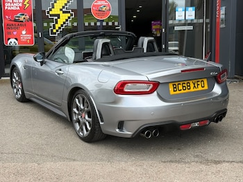 Used Abarth 124 Spider 2018 for sale - 78246855: Photo