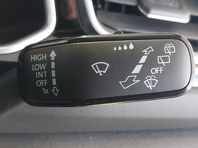 Used Volkswagen T-Roc 2023 for sale - 77815957: Photo 19