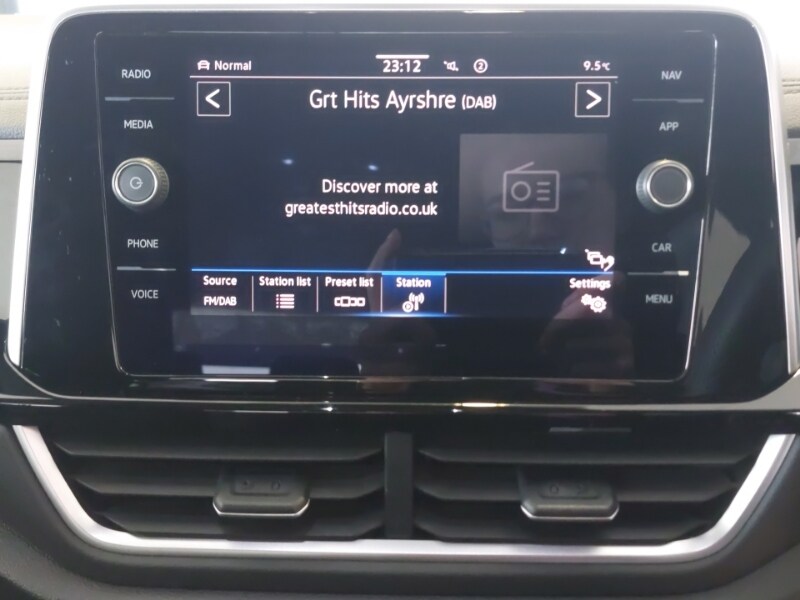 Used Volkswagen T-Roc 2023 for sale - 77815957: Photo 8