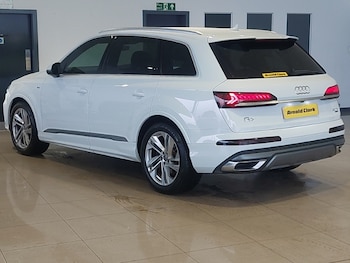 Used Audi Q7 2020 for sale - 77664321: Photo