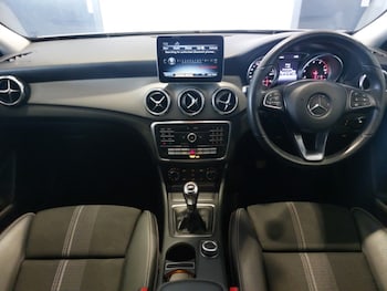 Used Mercedes-Benz GLA 2018 for sale - 79243386: Photo