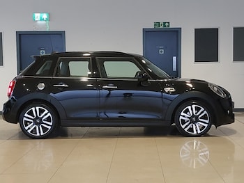 Used MINI Cooper 2018 for sale - 77454169: Photo