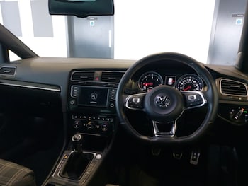 Used Volkswagen Golf 2015 for sale - 77987863: Photo