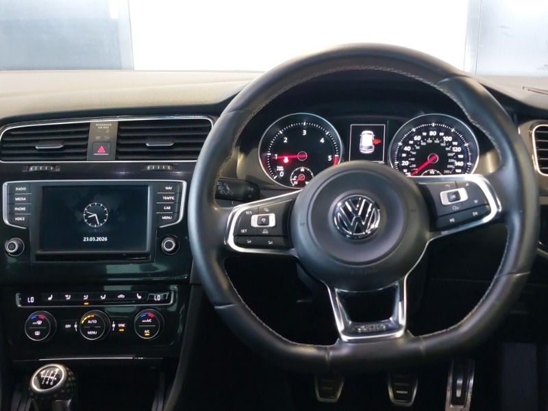 Used Volkswagen Golf 2015 for sale - 77987863: Photo 5