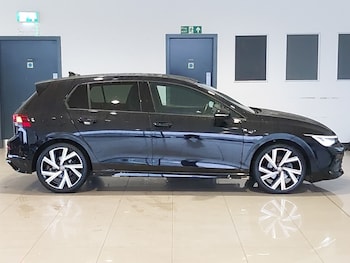 Used Volkswagen Golf 2023 for sale - 77100443: Photo