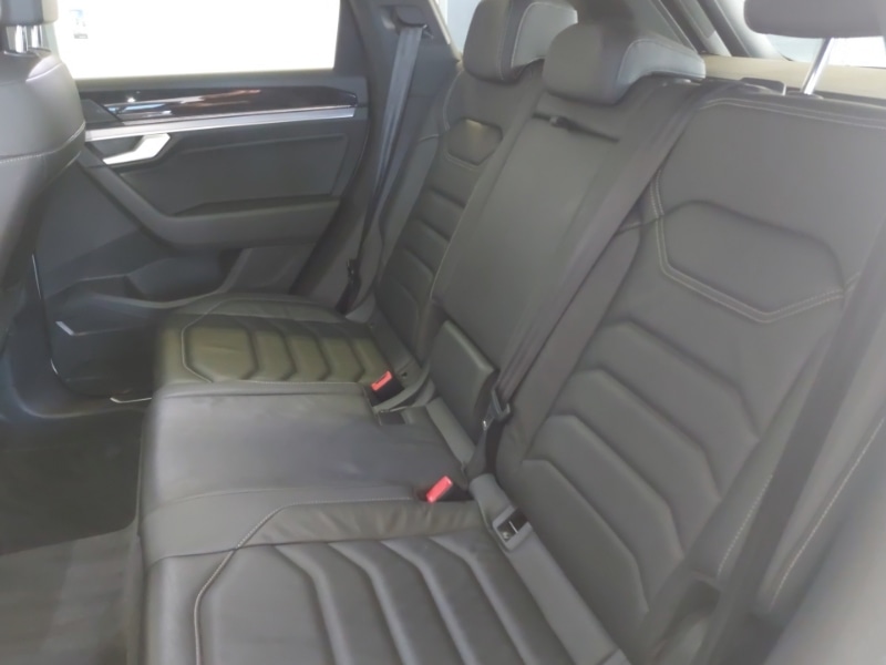 Used Volkswagen Touareg 2020 for sale - 76567160: Photo 12