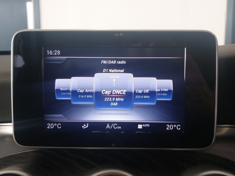 Used Mercedes-Benz C Class 2017 for sale - 77933614: Photo 8