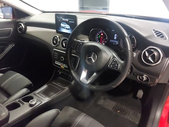 Used Mercedes-Benz GLA 2019 for sale - 77289964: Photo
