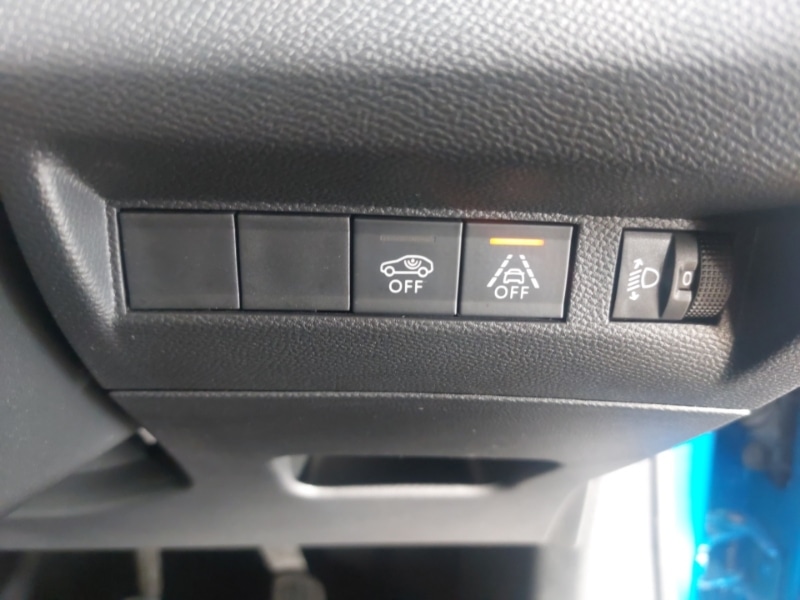 Used Peugeot 208 2021 for sale - 77777239: Photo 19