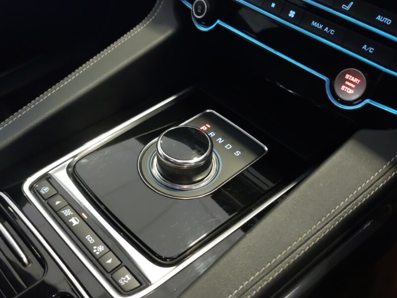 Used Jaguar F-Pace 2019 for sale - 76907123: Photo 10