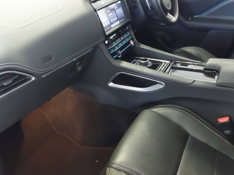 Used Jaguar F-Pace 2019 for sale - 76907123: Photo 7