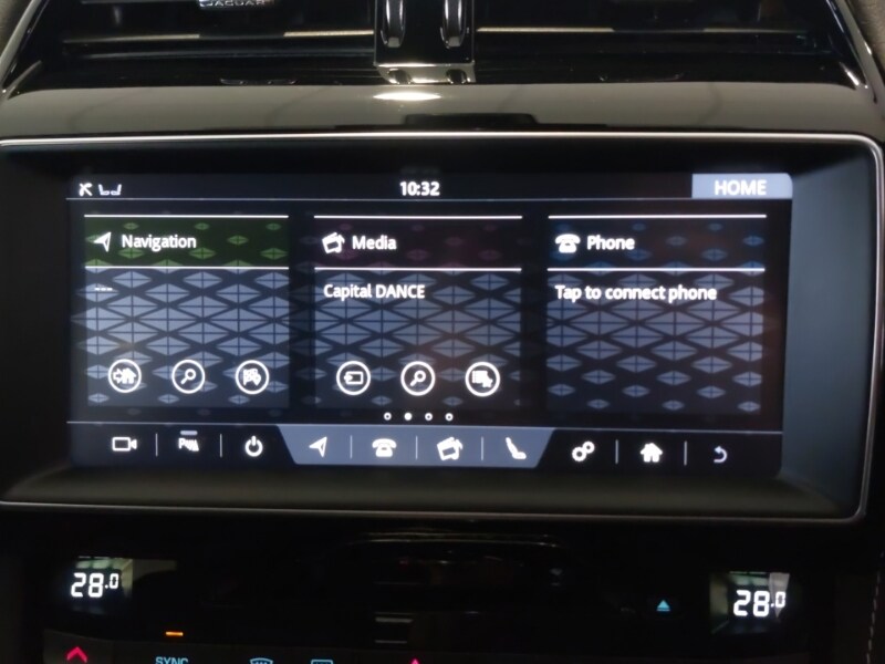 Used Jaguar F-Pace 2019 for sale - 76907123: Photo 8