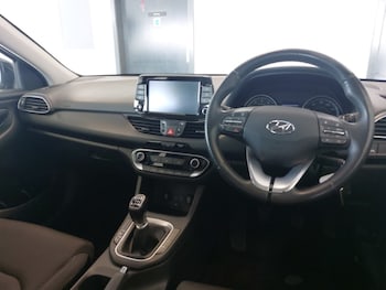 Used Hyundai i30 2018 for sale - 79255439: Photo
