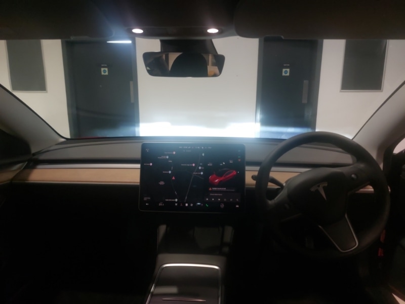 Used Tesla Model 3 2021 for sale - 76959339: Photo 4