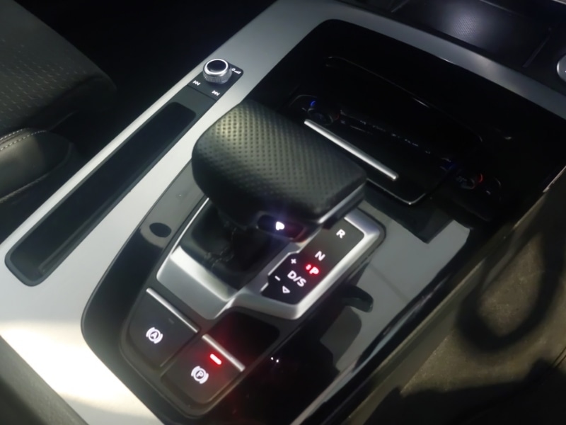 Used Audi Q5 2023 for sale - 77352352: Photo 10