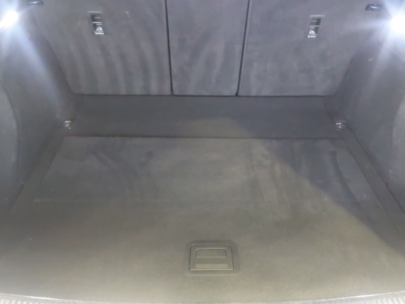 Used Audi Q5 2023 for sale - 77352352: Photo 13