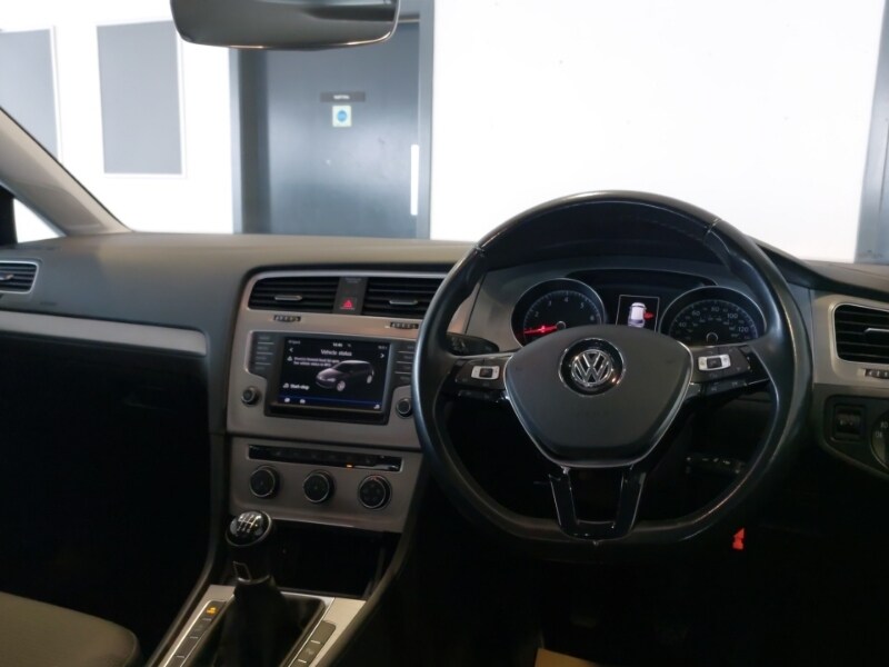 Used Volkswagen Golf 2016 for sale - 77987873: Photo 4