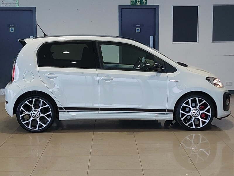 Used Volkswagen up! 2018 for sale - 77907788: Photo 2