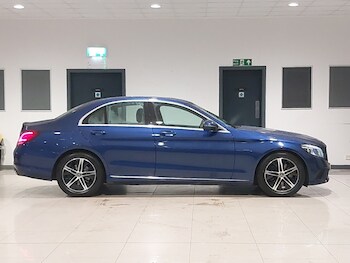 Used Mercedes-Benz C Class 2019 for sale - 77439573: Photo