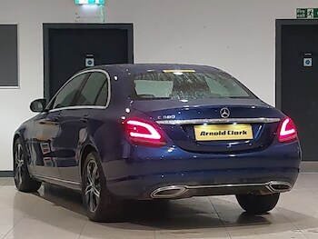 Used Mercedes-Benz C Class 2019 for sale - 77439573: Photo