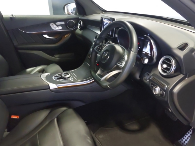 Used Mercedes-Benz GLC 2018 for sale - 77907775: Photo 6