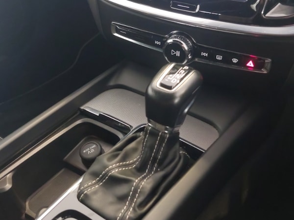 Used Volvo V60 2020 for sale - 76225770: Photo 10