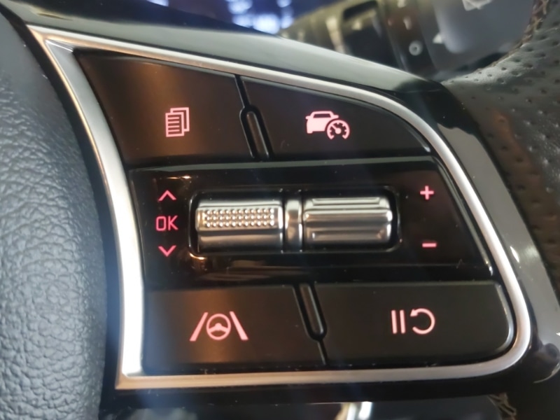 Used Kia XCeed 2023 for sale - 76351330: Photo 19