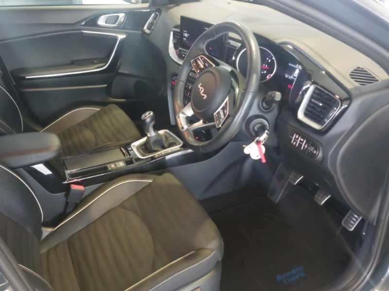 Used Kia XCeed 2023 for sale - 76351330: Photo 6