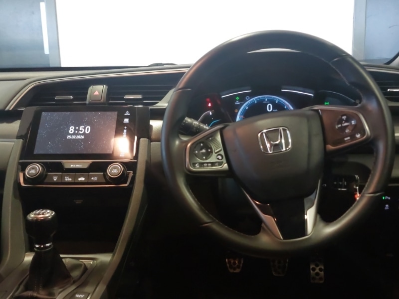 Used Honda Civic 2018 for sale - 77751158: Photo 5