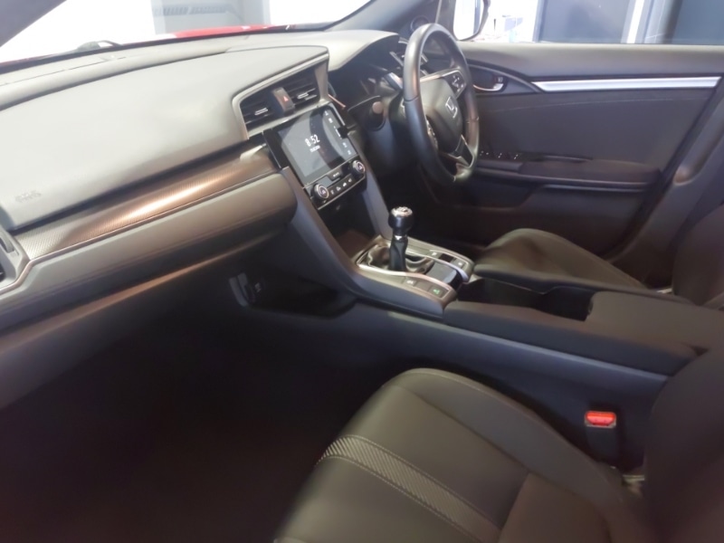 Used Honda Civic 2018 for sale - 77751158: Photo 7